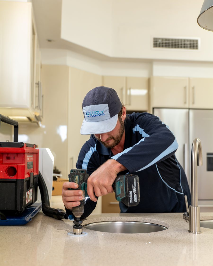 Installing a kitchen sink